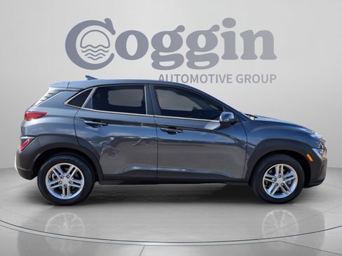 Certified 2023 Hyundai Kona SE w/ Cargo Package AWD/4WD image 6