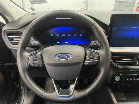 Used 2025 Ford Escape Platinum AWD/4WD image 13