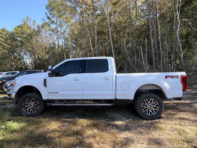 Used 2017 Ford F250 Lariat w/ Lariat Value Package AWD/4WD image 11