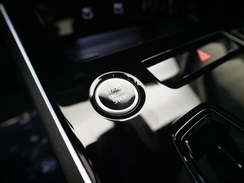 New 2026 Audi A6 Premium Plus AWD/4WD image 32