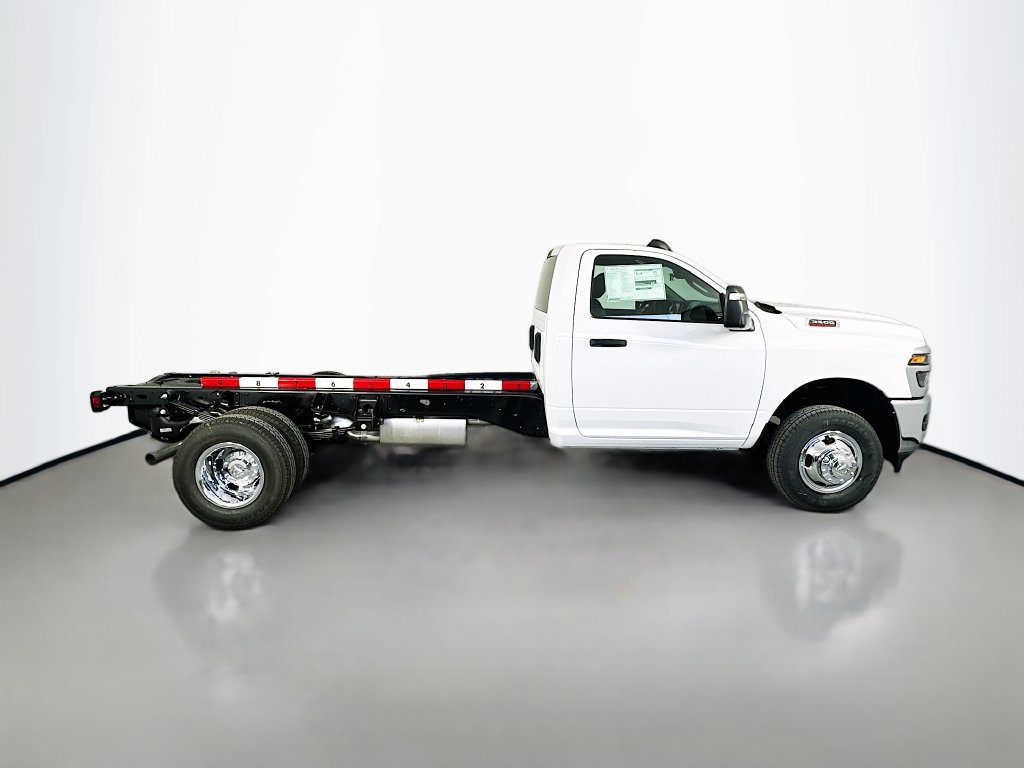 New 2026 RAM 3500 Tradesman w/ Chrome Appearance Group A RWD image 8