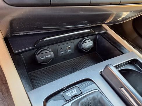 Used 2015 Hyundai Genesis 3.8 RWD image 25