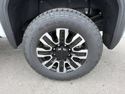 New 2026 GMC Sierra 3500 Denali Ultimate AWD/4WD image 26