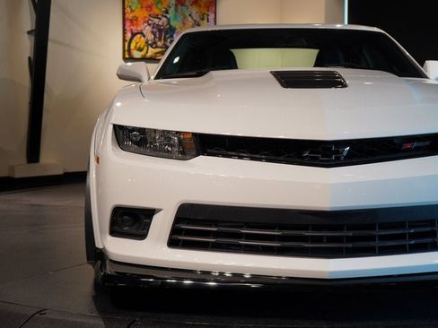 Used 2014 Chevrolet Camaro Z/28 RWD image 16