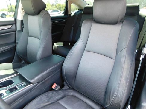 Used 2020 Honda Accord LX image 14