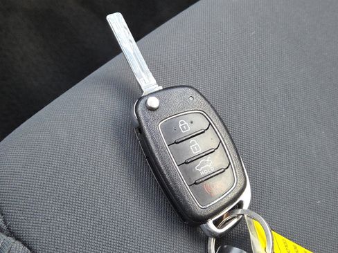 Used 2019 Hyundai Sonata SE image 32