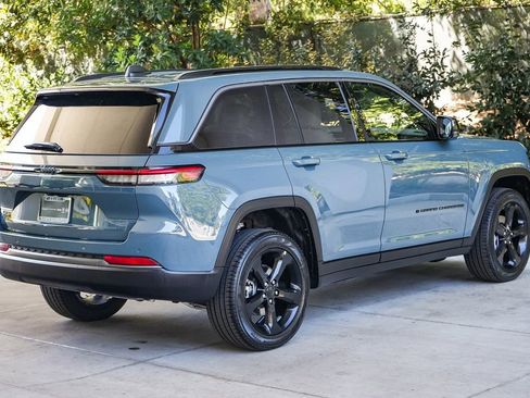 New 2026 Jeep Grand Cherokee Limited image 6
