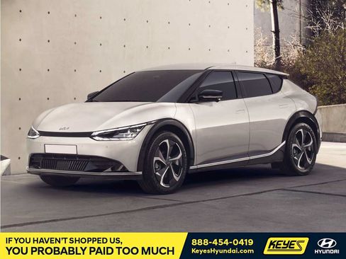 Used 2023 Kia EV6 Light RWD image 1