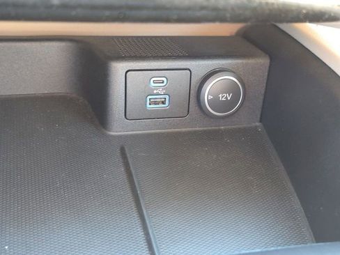 Used 2021 Ford Escape Titanium FWD image 23