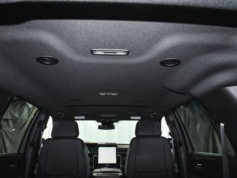 Used 2025 GMC Yukon Denali image 75