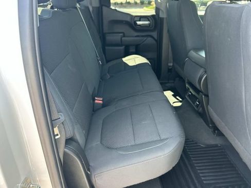 Used 2022 Chevrolet Silverado 1500 Custom w/ Safety Confidence Package AWD/4WD image 23