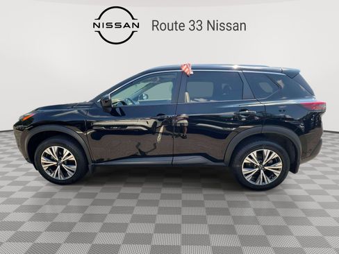 Used 2023 Nissan Rogue SV w/ SV Premium B Package AWD/4WD image 5