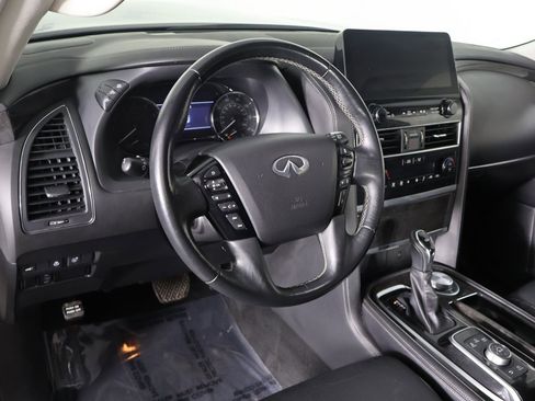 Used 2024 INFINITI QX80 Luxe image 25
