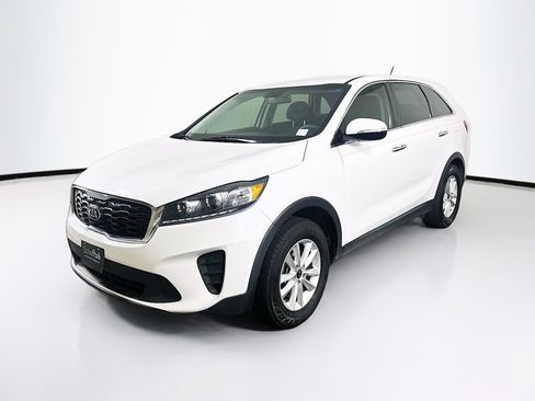 Used 2019 Kia Sorento L FWD image 3