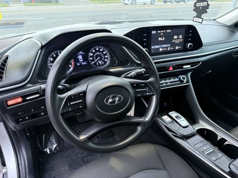 Used 2021 Hyundai Sonata SE image 12