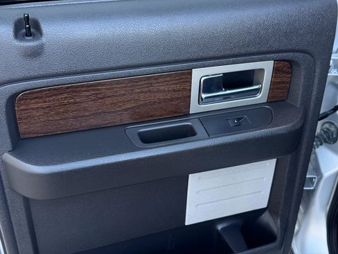 Used 2013 Ford F150 Lariat w/ Luxury Equipment Group RWD image 15