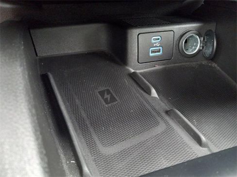 Used 2023 Ford Escape Platinum image 23