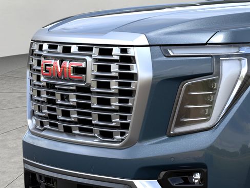 New 2026 GMC Yukon XL Denali w/ Denali Reserve Package AWD/4WD image 13