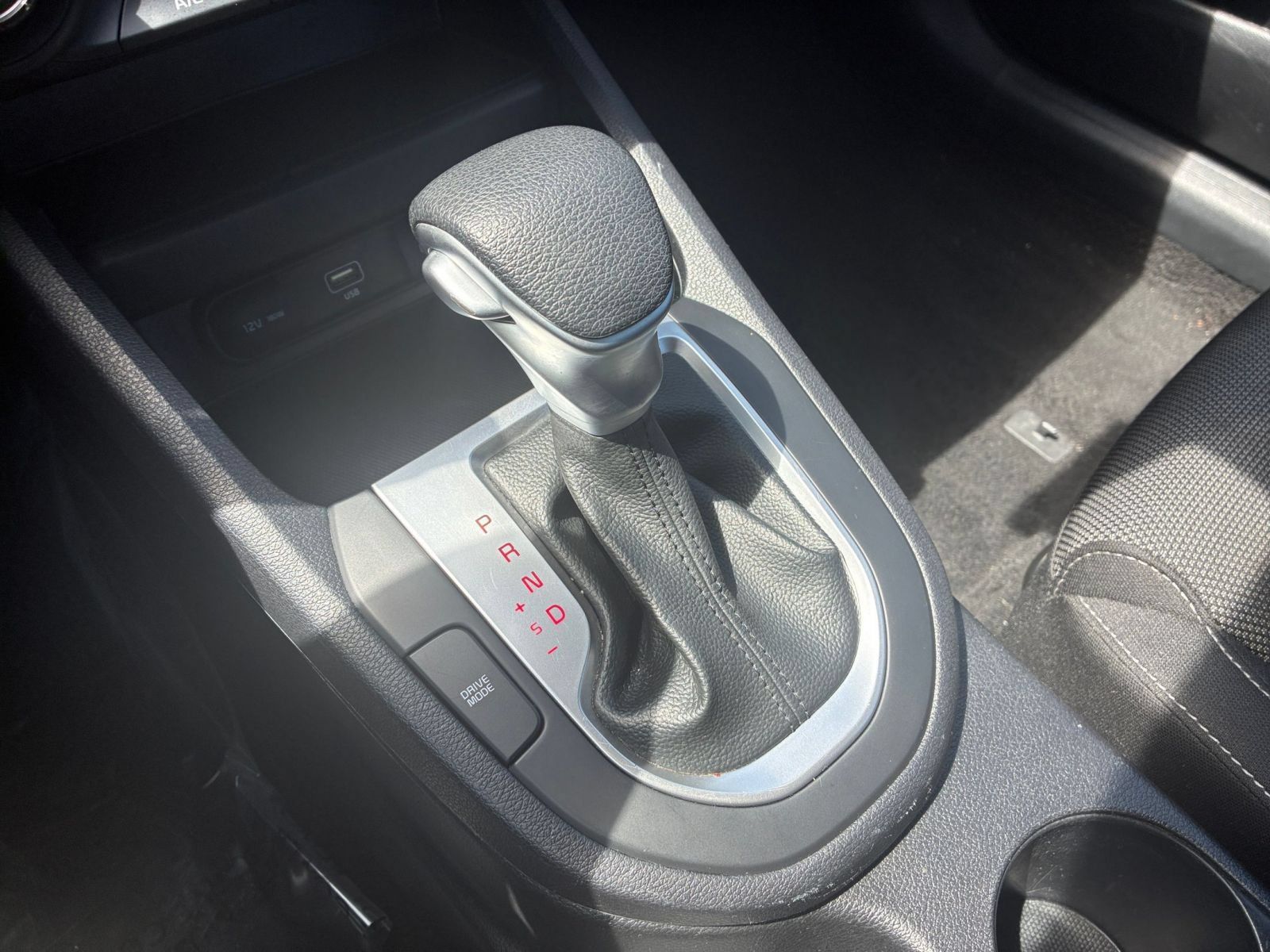 Used 2024 Kia Forte LXS FWD image 35