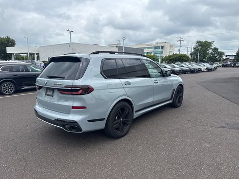 Used 2025 BMW X7 M60i w/ Climate Comfort Package AWD/4WD image 5