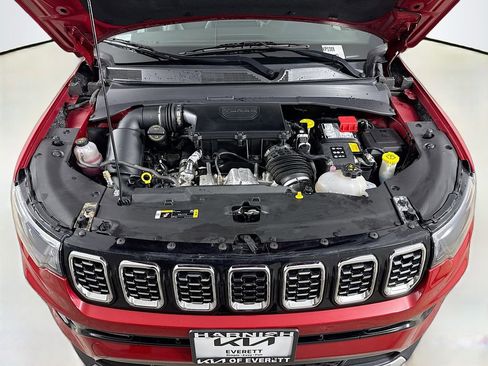 Used 2025 Jeep Compass Limited AWD/4WD image 37
