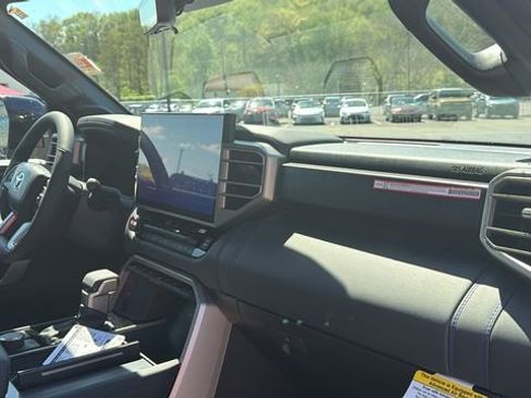 New 2026 Toyota Tundra Platinum AWD/4WD image 33