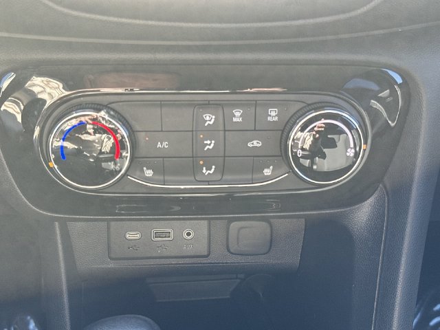 Certified 2023 Buick Encore GX Preferred w/ Cold Weather Comfort Package AWD/4WD image 26