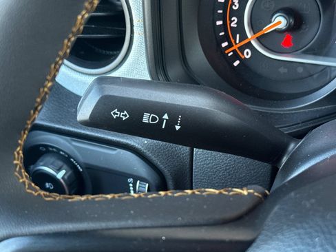 Used 2024 Jeep Wrangler Unlimited Sport AWD/4WD image 35