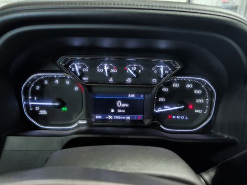 Used 2022 GMC Sierra 1500 AT4 AWD/4WD image 9