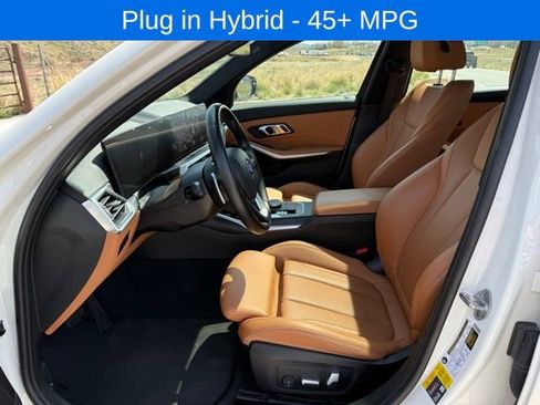 Used 2023 BMW 330e xDrive w/ Driving Assistance Package AWD/4WD image 14