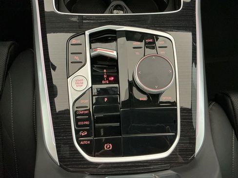 New 2026 BMW X5 xDrive40i w/ M Sport Package image 14