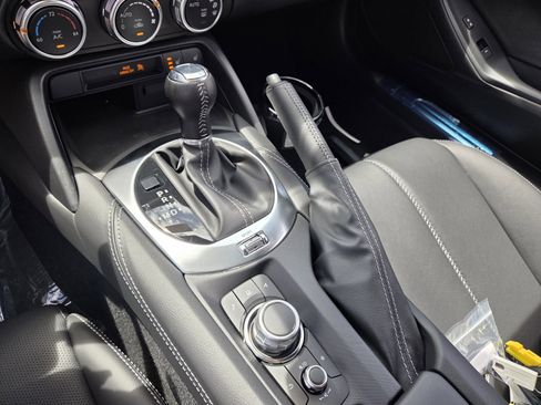 New 2026 MAZDA MX-5 Miata Grand Touring RWD image 27