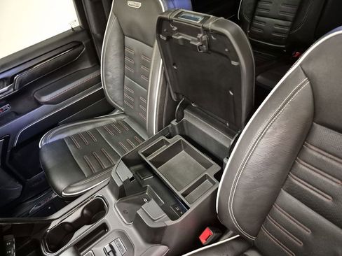 Certified 2022 GMC Sierra 1500 AT4X image 36