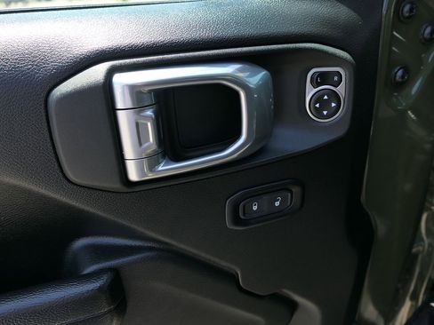 Used 2023 Jeep Wrangler Unlimited w/ 8.4" Radio Group AWD/4WD image 16