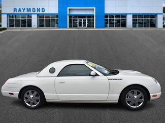 Used 2003 Ford Thunderbird video 2