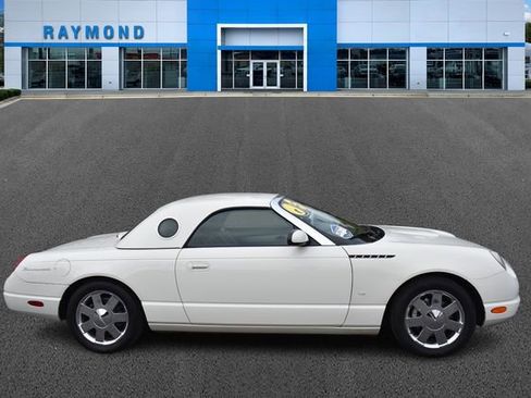 Used 2003 Ford Thunderbird image 2