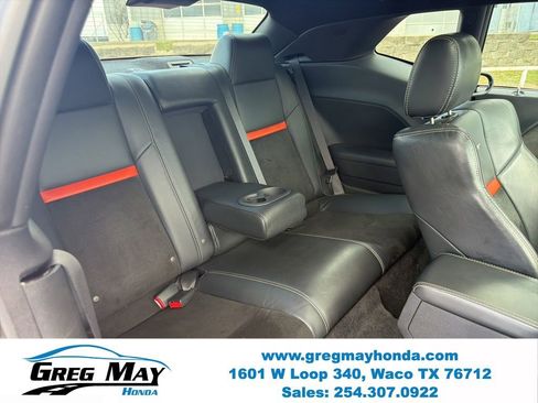 Used 2009 Dodge Challenger SRT8 w/ SRT Option Group II RWD image 28