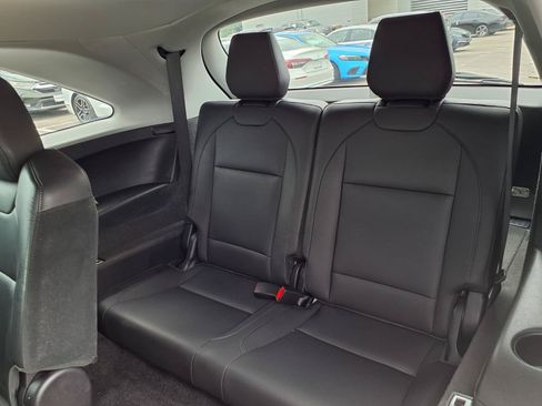 Used 2017 Acura MDX FWD image 19
