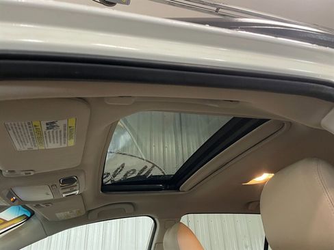 Used 2015 Subaru Outback 2.5i Limited image 15