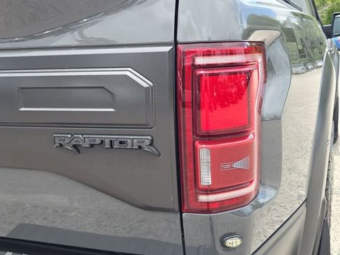 Used 2018 Ford F150 Raptor w/ Equipment Group 802A Luxury AWD/4WD image 7