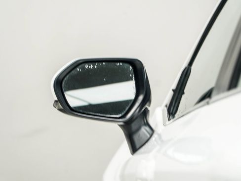 Used 2024 Toyota Camry SE image 13