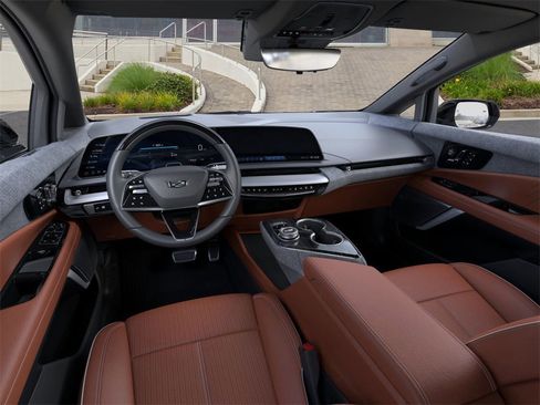 New 2026 Cadillac Optiq Luxury 2 image 15