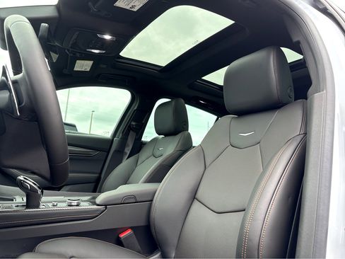 New 2026 Cadillac CT5 Sport w/ Technology Package image 17