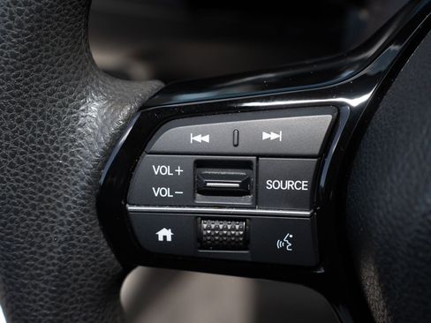 Certified 2022 Honda Civic LX image 31