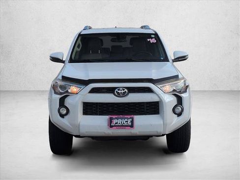 Used 2016 Toyota 4Runner SR5 Premium AWD/4WD image 2