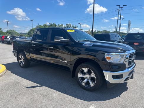 Used 2020 RAM 1500 Big Horn AWD/4WD image 6