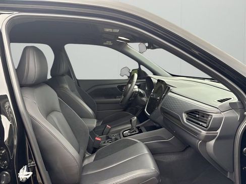 Used 2025 Subaru Forester Touring image 13