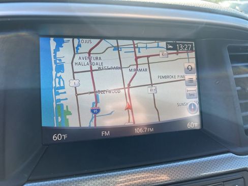 Used 2019 Nissan Pathfinder SL w/ Cargo Package image 12