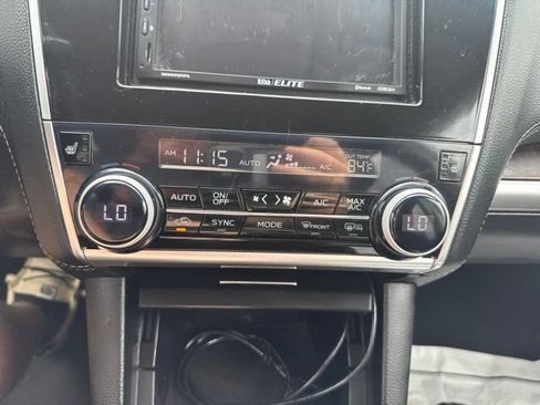 Used 2018 Subaru Outback 2.5i Limited AWD/4WD image 20