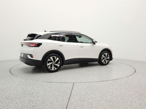 Used 2024 Volkswagen ID.4 2WD image 5